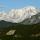 Image du Mont Blanc vu à travers le Col des Aravis