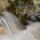 Photos de glaçons au bord d'une petite cascade dans la rivière du Fornant en Haute Savoie