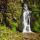 Image d'une petite cascade dans un ruisseau de printemps dans le Parc National des Cévennes