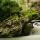 Photographie d'une cascade de printemps dans la rivière du Fornant en Haute Savoie