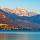 Photographie de la montagne de la Tournette surplombant le lac d'Annecy