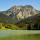 Photo de la montagne du Roc d'Enfer au dessus des eaux vertes du lac de Vallon