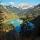 Photo du printemps sur le lac de Vallon et la montagne du Roc d'Enfer à Bellevaux