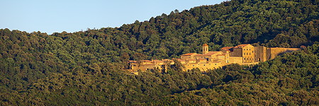 Photographie panoramique de la chartreuse de la verne