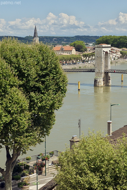 Photographie du Rhne depuis le chteau de Tournon sur Rhne