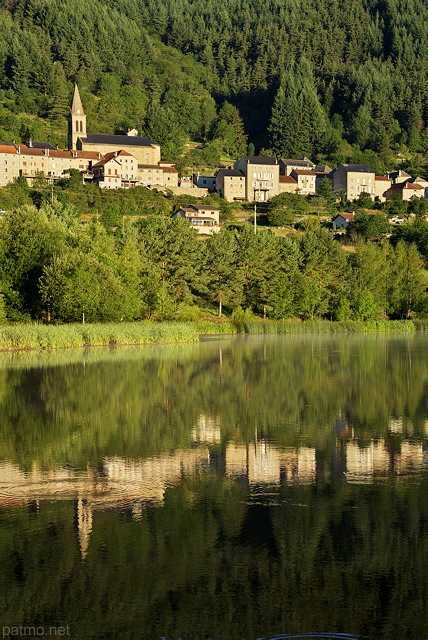 Photo du village de Saint Martial en Ardche