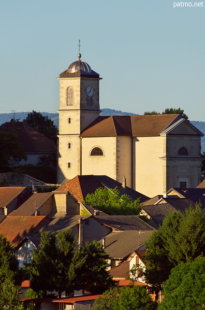 Picture of the church and bell tower of Clermont en Genevois
