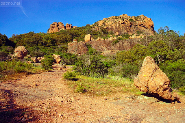 Image du Rocher de Roquebrune sur Argens