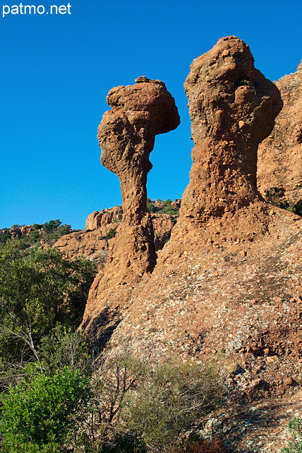 Photo de chemines de fes aux alentours du rocher de Roquebrune sur Argens