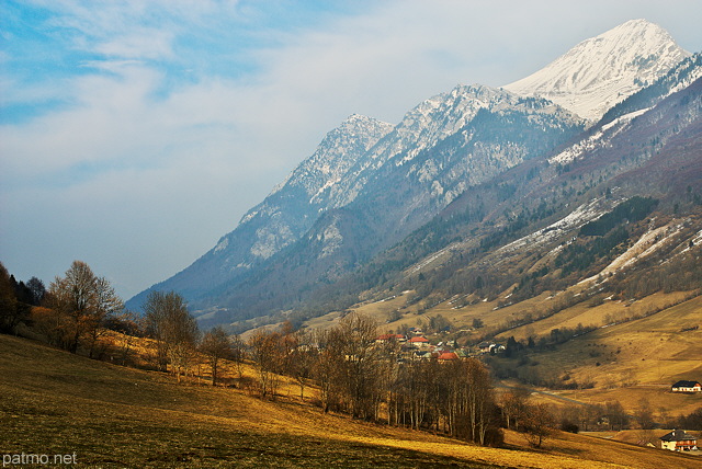 Photographie des montagnes du Massif des Bauges autour des Aillons