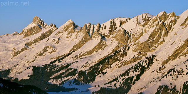 Photographie de la Pointe Perce  l'extrmit de la Chane des Aravis