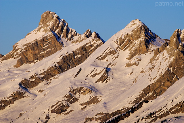 Photographie de la Pointe Perce  l'extrmit de la Chane des Aravis