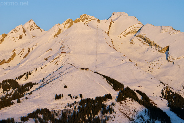 Photographie de l'Aiguille de Borderan vue depuis la Pointe de Beauregard