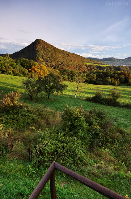 Image de la campagne de Haute Savoie en automne