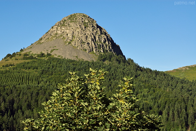 Image du Mont Gerbier de Jonc dans la Montagne Ardéchoise