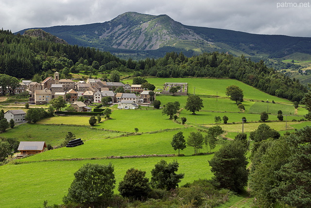 Picture of Boree village in Ardeche mountains