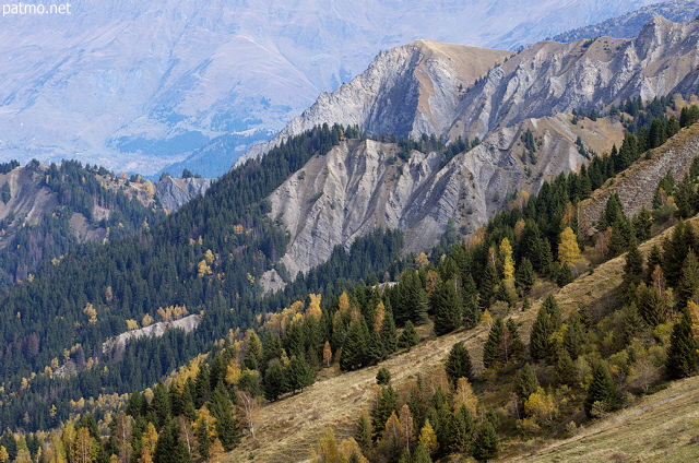 Photograph of an autumn landscape in Vallee des Villards