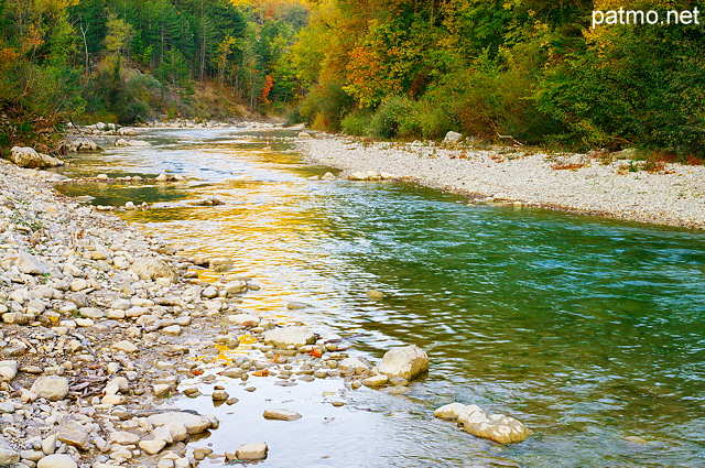 Photo de la rivire de la Drme  Die en automne