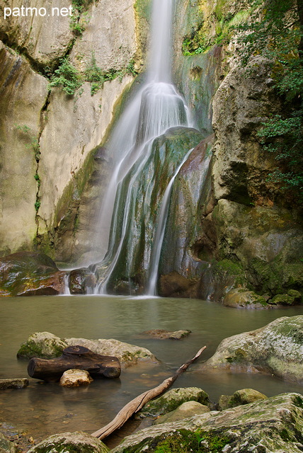 Photographie de la cascade de Barbennaz à Chaumont en Haute Savoie