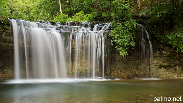 Photographie du Gour Bleu dans les cascades du Hrisson - Jura