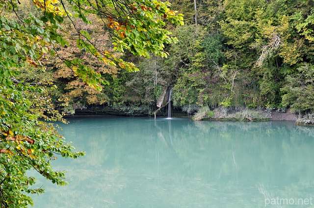 Photo des bords du Rhne en automne