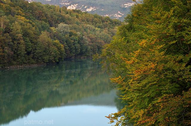 Photographie du Rhne bord de fort au crpuscule en automne