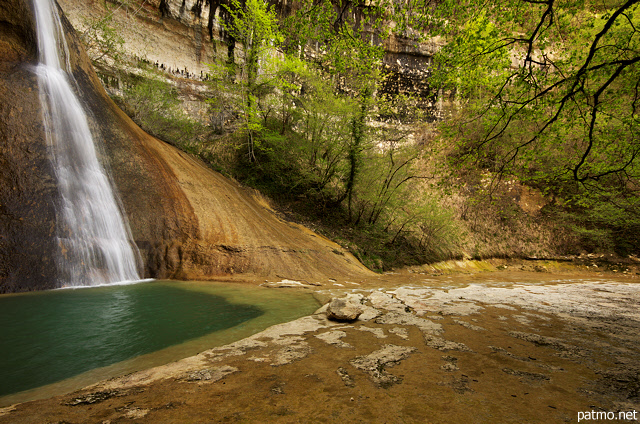 Photo de la cascade du Pain de Sucre sur la rivire de la Vzronce