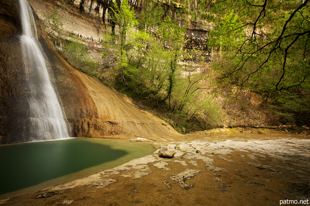 Photographie en pose longue sur la cascade du Pain de Sucre