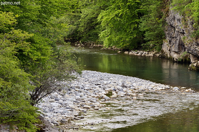 Image de la valle du Chran au printemps dans le Massif des Bauges