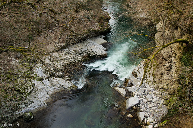 Image du Chran juste en aval du Pont de Banges dans le Massif des Bauges