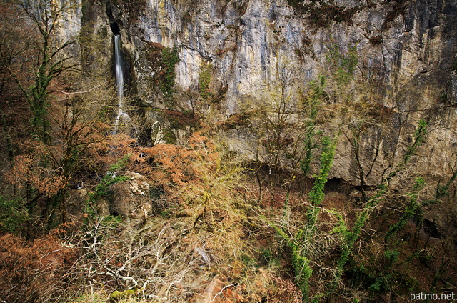 View on Barbennaz waterfall and the canyon of Fornant river