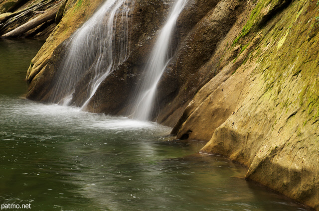 Photo des bords de la rivire du Chran en t