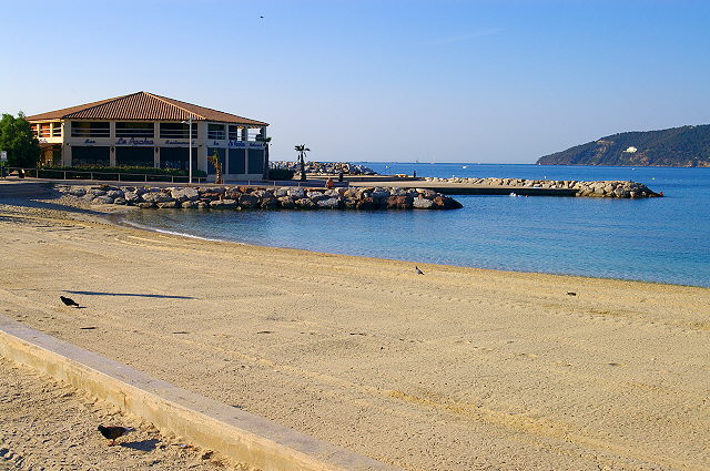 Picture of a sand beach at Toulon in Provence