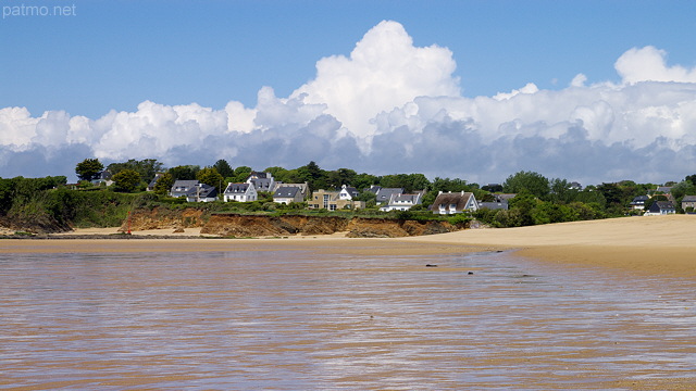 Photo de maisons bretonnes au bord de l'ocan  Guidel