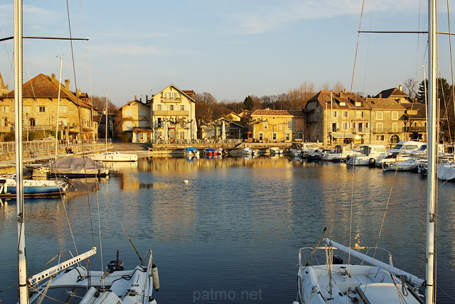 Image of Nernier harbor on Geneva lake