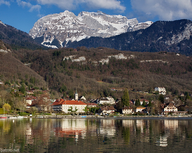 Photo d'un aprs midi de printemps dans la baie de Talloires sur le lac d'Annecy