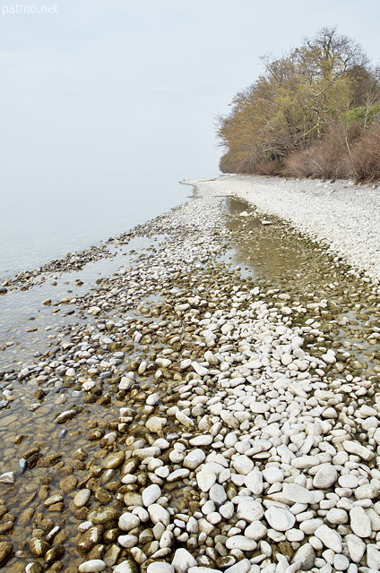 Photograph of pebbles on the coast of Geneva lake in Thonon les Bains