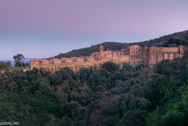 Photo of a winter dusk on Chartreuse de la Verne monument in Provence