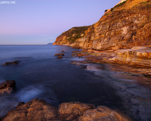 Photo de la plage du Bau Rouge dans la lumire de l'aube