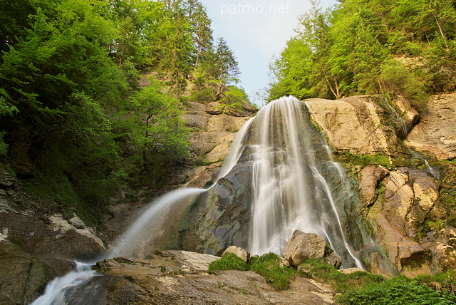 Photographie de la cascade du Dard prs de Mont Saxonnex dans le Massif des Bornes en Haute Savoie