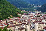 Photographie de Saint Claude et de sa cathdrale dans les montagnes du Jura