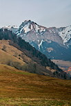 Photo d'un paysage rural de moyenne montagne en Haute Savoie
