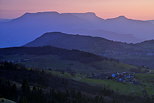 Photo du Massif des Bauges au crpuscule