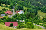 Image de la route  travers la valle de la Valserine  Chzery Forens