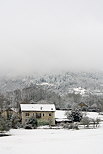 Image des premières neiges sur la campagne Haut Savoyarde