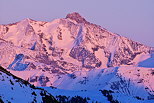 Photographie du crpuscule sur l'Aiguille des Glaciers vue depuis la Pointe de Beauregard