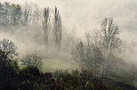 Image du brouillard d'un matin d'automne sur la campagne en Haute Savoie