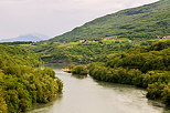 Photo du printemps sur la valle du Rhne entre Ain et Haute Savoie.