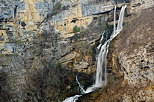 Photographie de la cascade de Charabotte sur la rivière de l'Albarine près d'Hauteville Lompnès