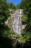 Photographie de la cascade de l'Eventail au printemps dans le Jura